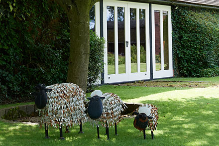 Garden (3 sheep)